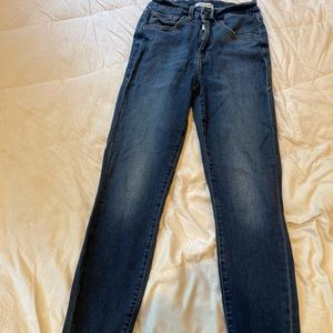 Good American Jeans - Blue195